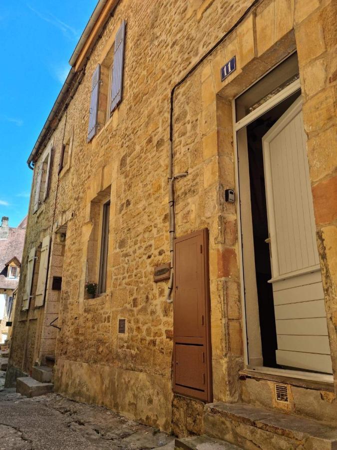 La maison de Lily au cœur de la cité Médiévale Sarlat Extérieur photo